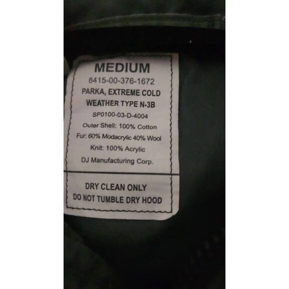 Vintage Military N-3B Parka – Extreme Cold Weather Coat, Faux Fur Hood - Picture 2 of 4